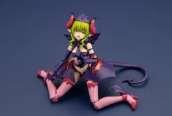 Plastic Models><noscript><img width=