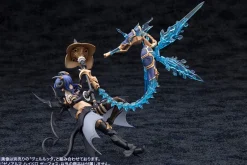 Plastic Models><noscript><img width=