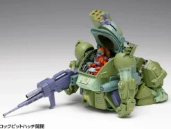Plastic Models><noscript><img width=