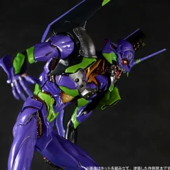 Plastic Models><noscript><img width=