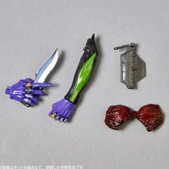 Plastic Models><noscript><img width=