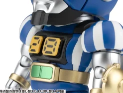 Plastic Models><noscript><img width=