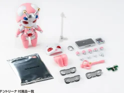 Plastic Models><noscript><img width=