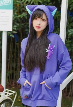 Jackets & Hoodies><noscript><img width=