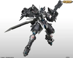Plastic Models><noscript><img width=
