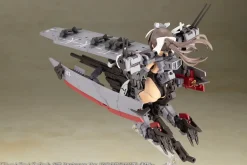 Plastic Models><noscript><img width=