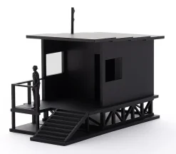 Plastic Models><noscript><img width=