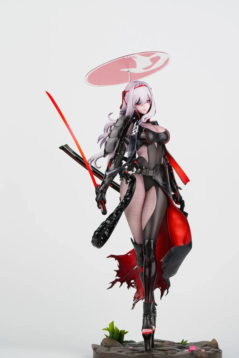 Goddess of Victory: Nikke Scarlet: Black Shadow 1/4 Scale Figure Discount