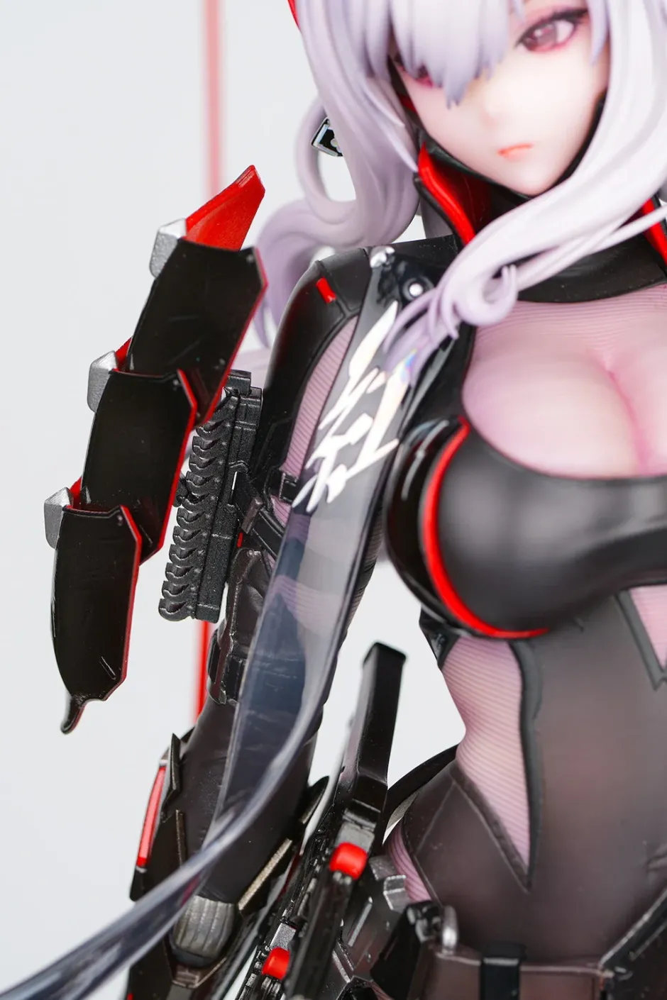 Goddess of Victory: Nikke Scarlet: Black Shadow 1/4 Scale Figure Discount