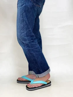 Footwear><noscript><img width=