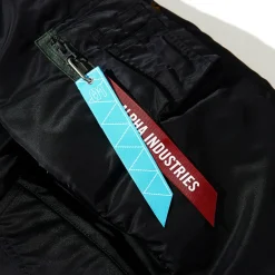 Jackets & Hoodies><noscript><img width=