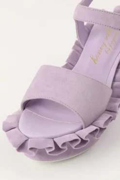 Honey Salon Frilly Sandals (Lavender) Hot
