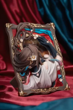 Bishoujo Figures|Scale Figures><noscript><img width=