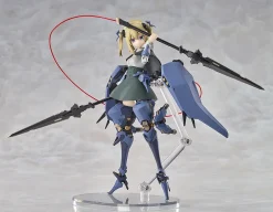 Plastic Models><noscript><img width=