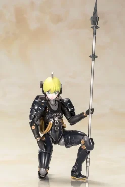 Plastic Models><noscript><img width=