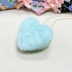 Le cocone Big Heart Fake Fur Necklace New