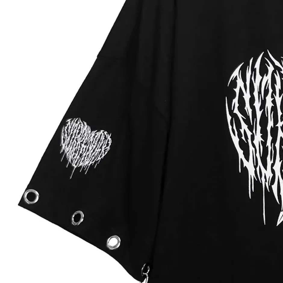 LISTEN FLAVOR Cutting Through Heart Eyelet Chain Top Sale