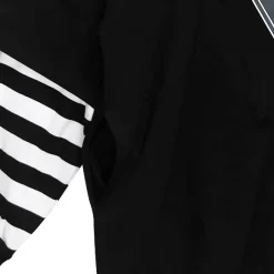 Jackets & Hoodies><noscript><img width=