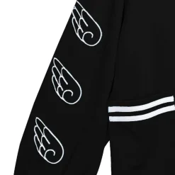 Jackets & Hoodies><noscript><img width=