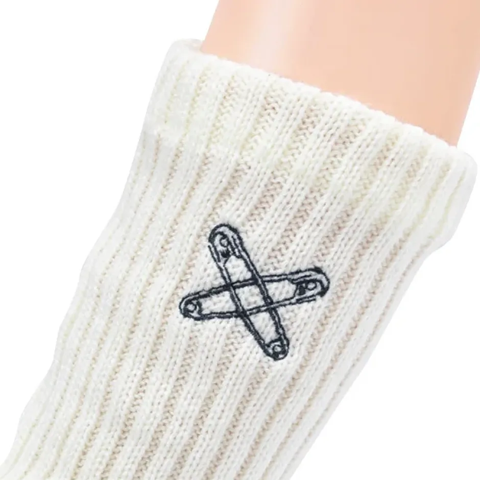 Footwear>LISTEN FLAVOR Safety Pin Cross Leg Warmers