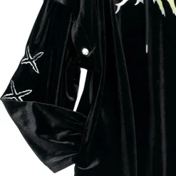 Jackets & Hoodies><noscript><img width=