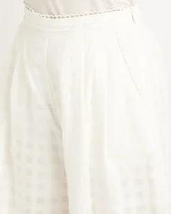 Bottoms><noscript><img width=