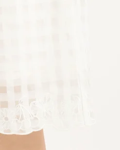 Bottoms><noscript><img width=