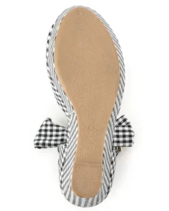 Footwear><noscript><img width=