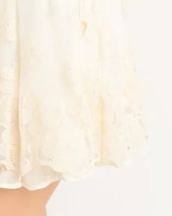 Bottoms><noscript><img width=