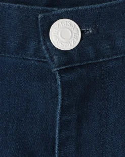 Bottoms><noscript><img width=