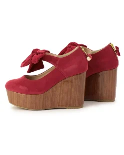 Footwear><noscript><img width=