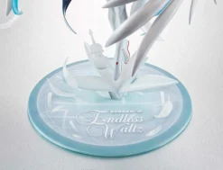 Bishoujo Figures|Scale Figures><noscript><img width=