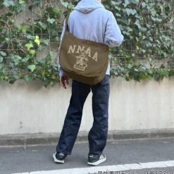 Made in Abyss: The Golden City of the Scorching Sun Nanachi Newspaper Bag Moss Outlet