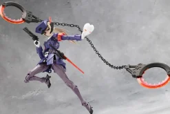 Plastic Models><noscript><img width=