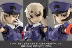 Plastic Models><noscript><img width=