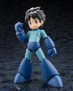 Plastic Models><noscript><img width=