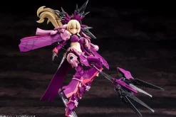 Plastic Models><noscript><img width=