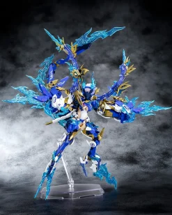 Plastic Models><noscript><img width=