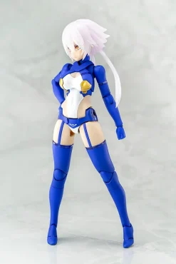 Plastic Models><noscript><img width=