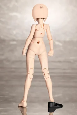 Plastic Models><noscript><img width=