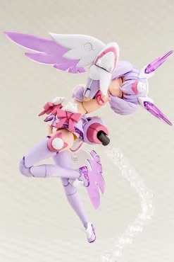 Plastic Models><noscript><img width=