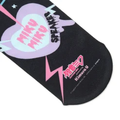 Footwear><noscript><img width=