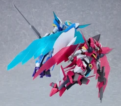 Plastic Models><noscript><img width=