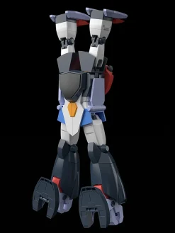 Plastic Models><noscript><img width=