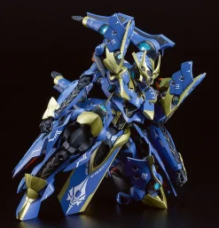 Plastic Models><noscript><img width=