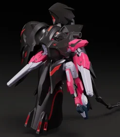 Plastic Models><noscript><img width=