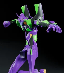Plastic Models><noscript><img width=