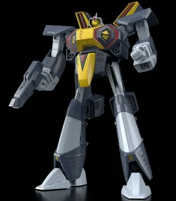 Plastic Models><noscript><img width=