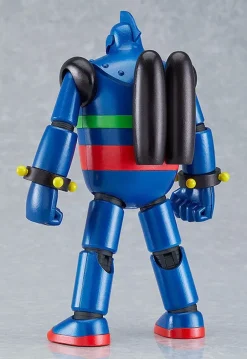 Plastic Models><noscript><img width=