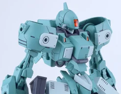 Plastic Models><noscript><img width=